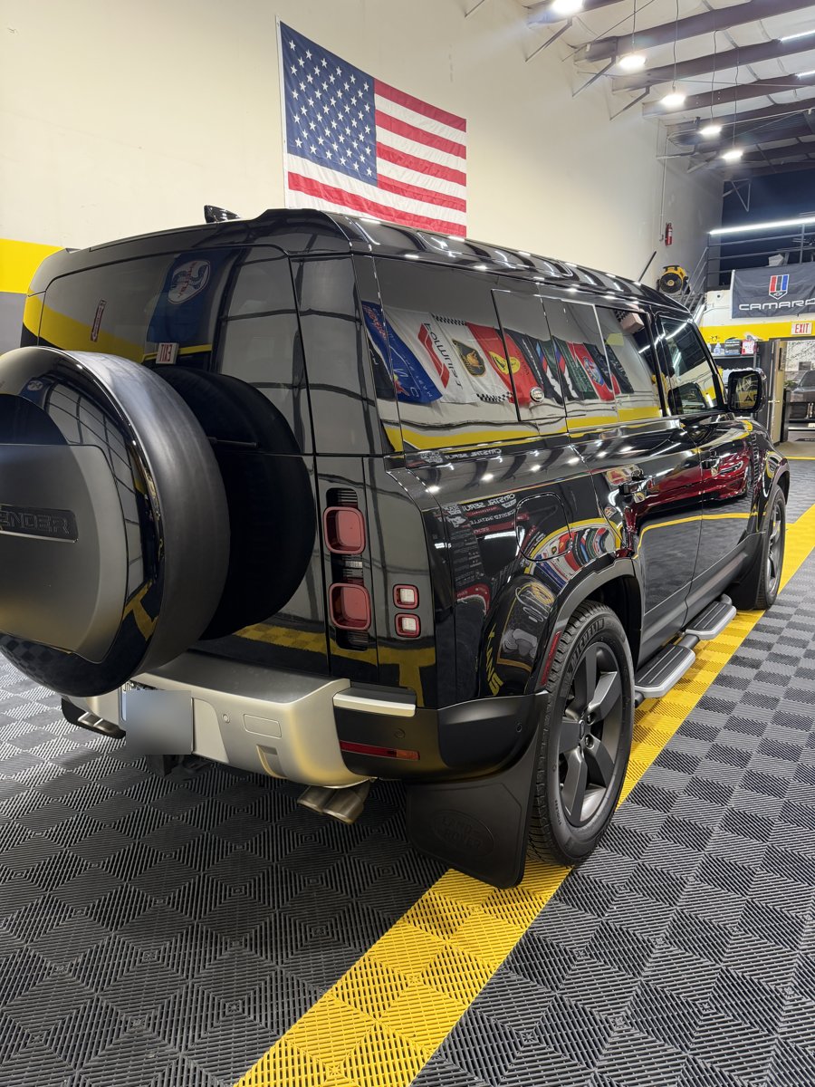Trim Coating - Land Rover Defender with glossy black trim